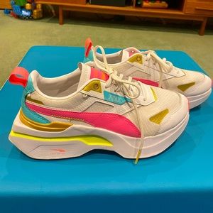 Women's Sneakers & Athletic Shoes PUMA Kosmo Rider I Am Joyful NEW Size 8.5